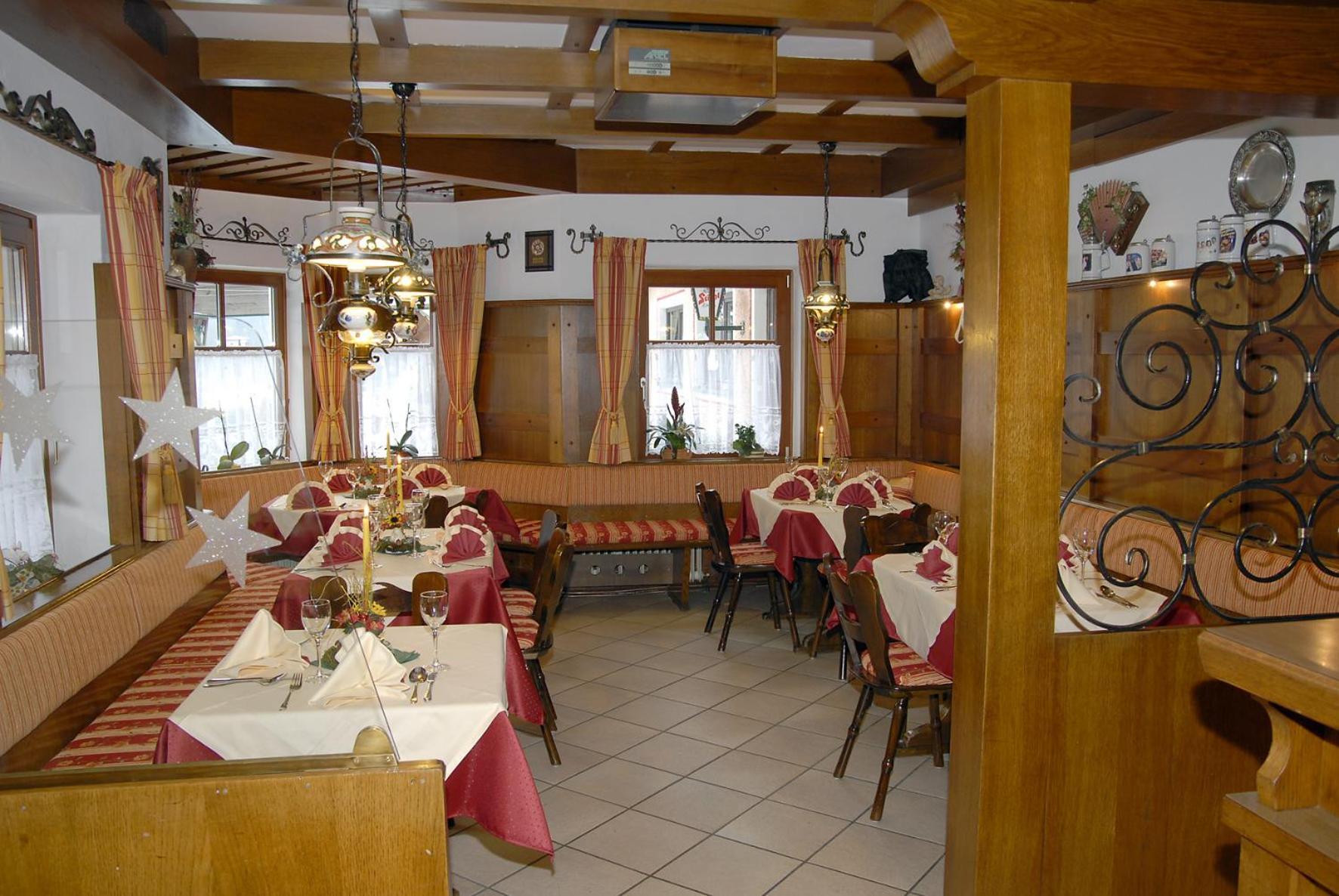 Hotel-Restaurant Burgblick Дорфгаштайн Екстер'єр фото